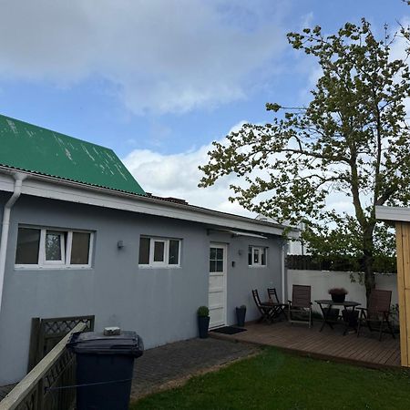 A. Bernhard Guest House Keflavik Exterior photo