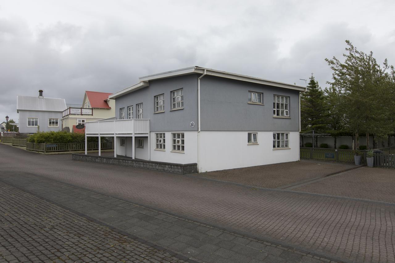 A. Bernhard Guest House Keflavik Exterior photo